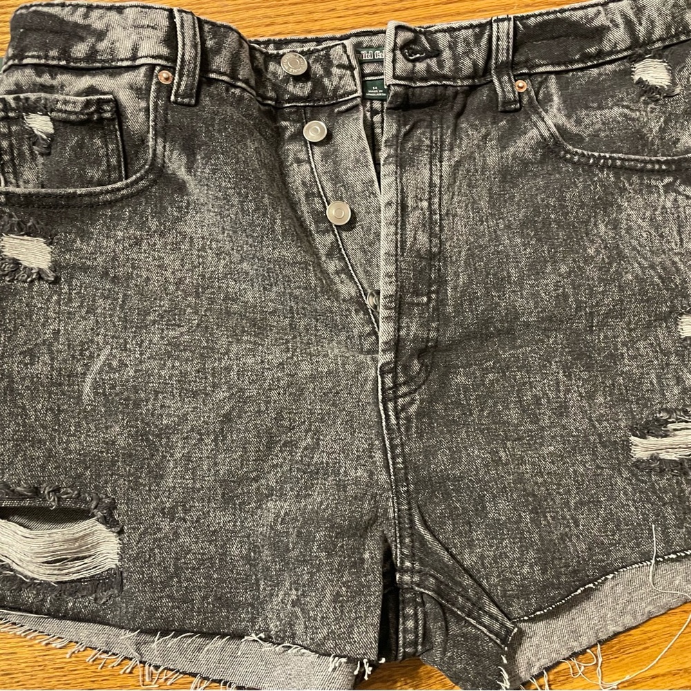 Button fly Black jeans shorts